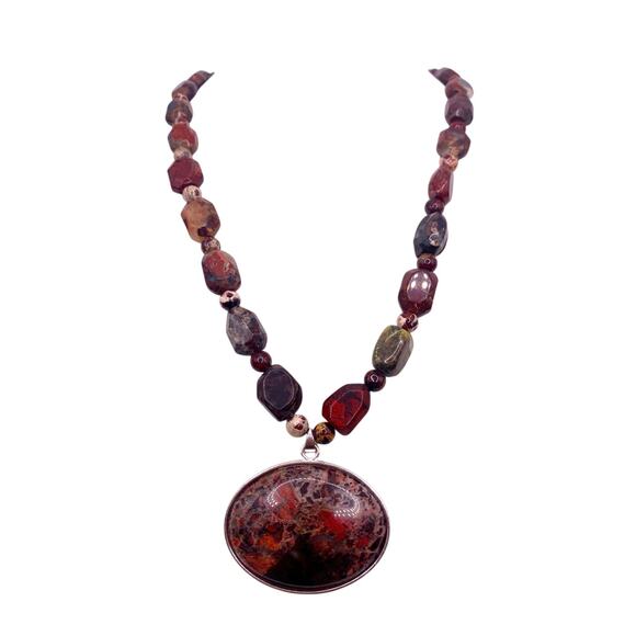 Vintage Red Agate and Jasper Beaded Necklace with Cabochon Pendant - Picture 2 of 8